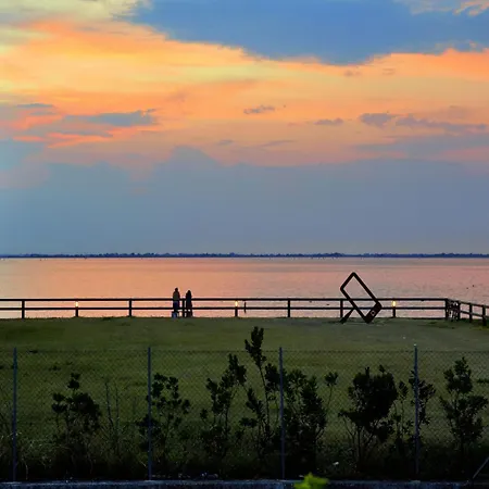 Luminous Flat Near The Apartman Lignano Sabbiadoro