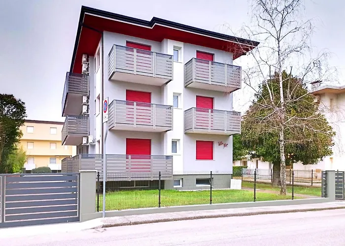 Luminous Flat Near The Lignano Sabbiadoro